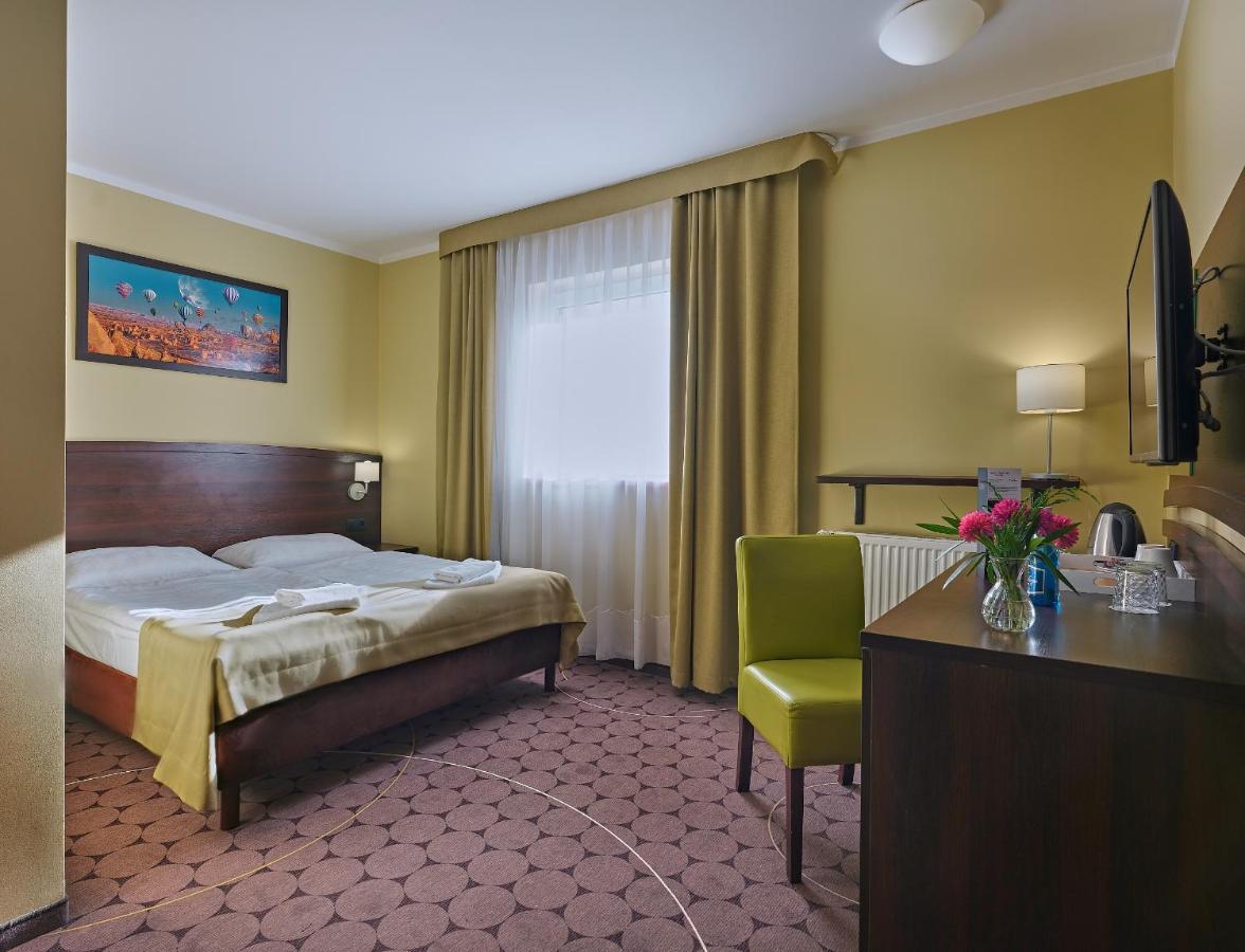 Aparthotel Lumen Krakow Exterior photo