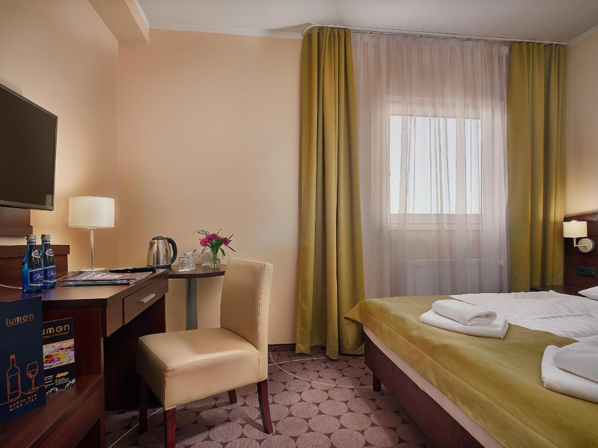 Aparthotel Lumen Krakow Exterior photo
