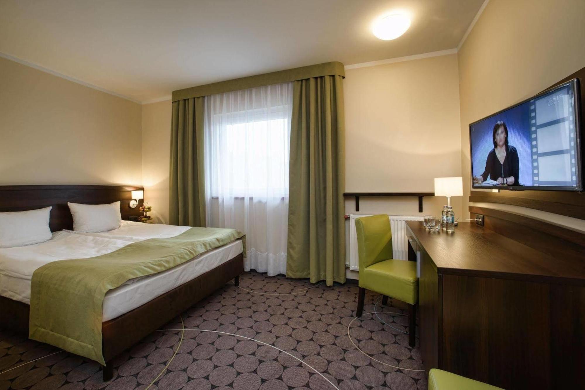 Aparthotel Lumen Krakow Exterior photo